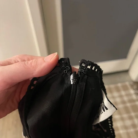 Reclaimed Vintage Satin lingerie shorts - Picture 8 of 8